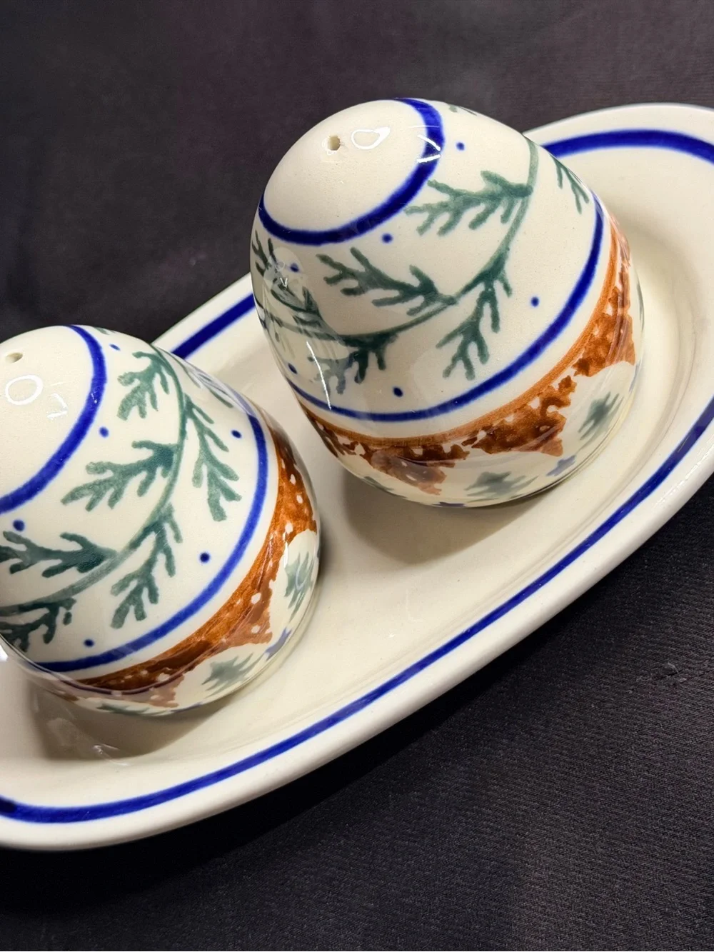 Polish Pottery Hand Crafted Vintage Serve-ware Salt/Pepper & Creamer/Sugar Set